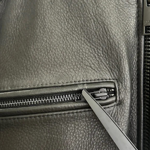 Wilsons Alan Black Leather Grunge Motorcycle Jacket With Removable Hood Size L - Picture 15 of 15